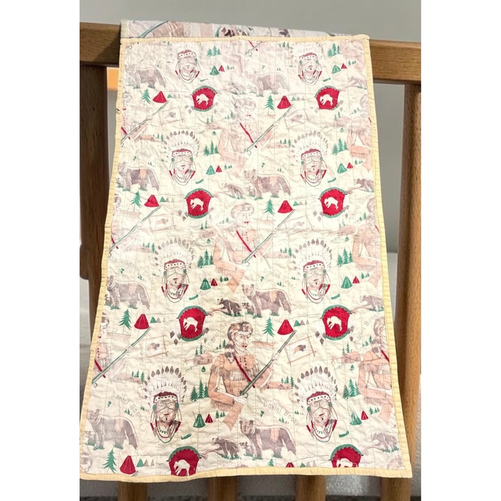 Vintage Daniel Boone Frontier Theme Quilted Baby Blanket Nursery Throw Antique ?